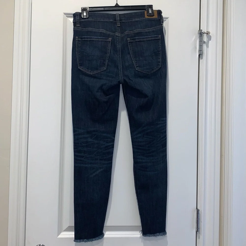 American Eagle Distressed Skinny Jeans - Picture 9 of 16